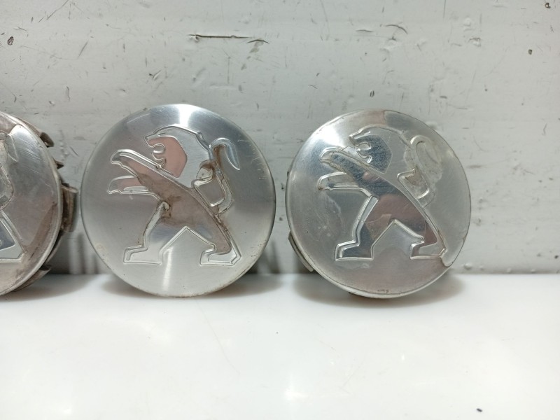 Recambio de tapacubos para peugeot 508 i (8d_) 1.6 hdi referencia OEM IAM 9672558477 9672558577 