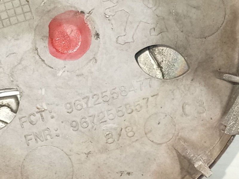 Recambio de tapacubos para peugeot 508 i (8d_) 1.6 hdi referencia OEM IAM 9672558477 9672558577 