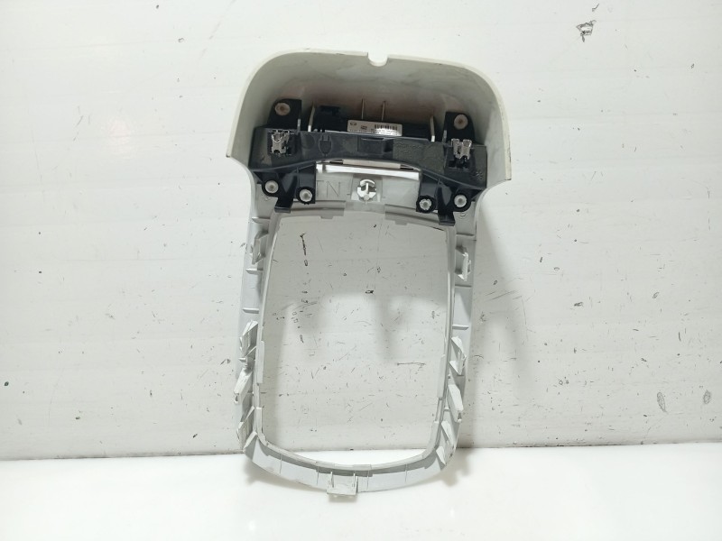 Recambio de moldura para peugeot 508 i (8d_) 1.6 hdi referencia OEM IAM 9686349477 9665778780 2607111345