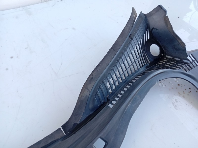 Recambio de moldura para peugeot 508 i (8d_) 1.6 hdi referencia OEM IAM 8108GK  