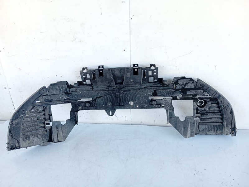 Recambio de moldura para peugeot 508 i (8d_) 1.6 hdi referencia OEM IAM 7013NN  