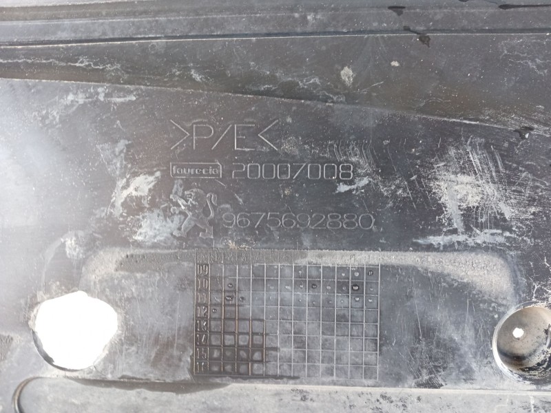 Recambio de moldura para peugeot 508 i (8d_) 1.6 hdi referencia OEM IAM 7013NN  