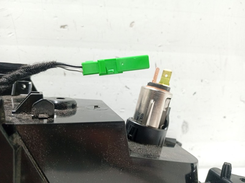 Recambio de moldura para volvo v90 ii station wagon (235) d4 referencia OEM IAM 31497410 31377368 27689497