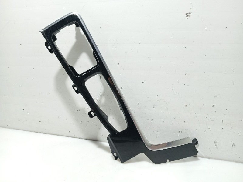 Recambio de moldura para volvo v90 ii station wagon (235) d4 referencia OEM IAM 31469935  