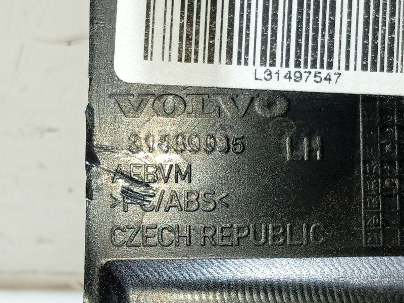 Recambio de moldura para volvo v90 ii station wagon (235) d4 referencia OEM IAM 31469935  