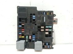 Recambio de caja reles / fusibles para volvo v90 ii station wagon (235) d4 referencia OEM IAM 31473771  