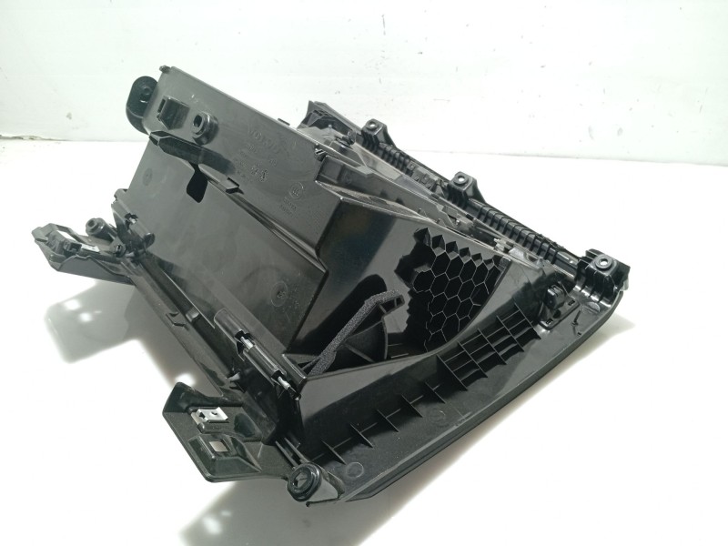 Recambio de guantera para volvo v90 ii station wagon (235) d4 referencia OEM IAM 31688711 31688713 32348252