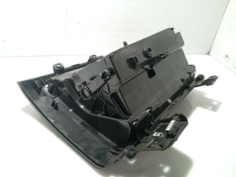 Recambio de guantera para volvo v90 ii station wagon (235) d4 referencia OEM IAM 31688711 31688713 32348252