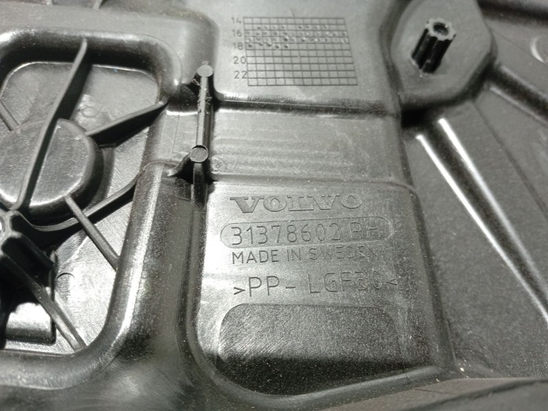 Recambio de elevalunas trasero derecho para volvo v90 ii station wagon (235) d4 referencia OEM IAM 31378602  