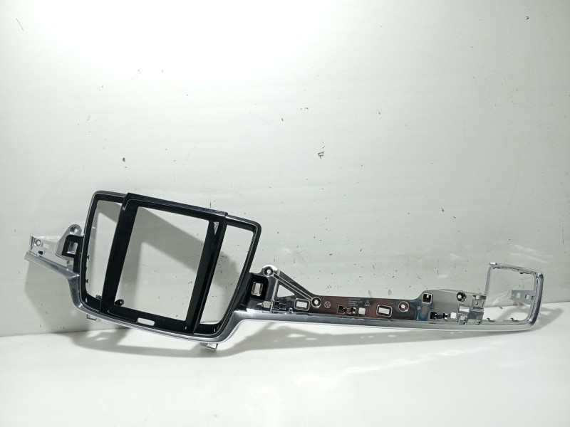 Recambio de moldura para volvo v90 ii station wagon (235) d4 referencia OEM IAM 32219361 31403974 