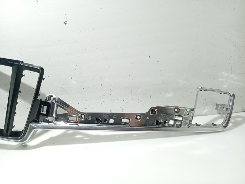 Recambio de moldura para volvo v90 ii station wagon (235) d4 referencia OEM IAM 32219361 31403974 