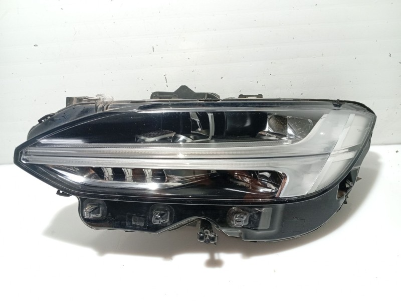 Recambio de faro izquierdo para volvo v90 ii station wagon (235) d4 referencia OEM IAM 31655285 32228682 