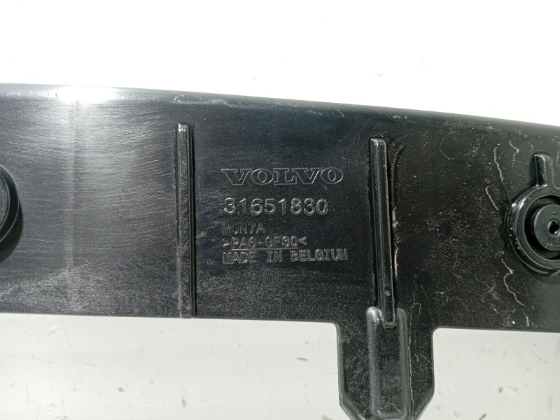 Recambio de travesaño inferior para volvo v90 ii station wagon (235) d4 referencia OEM IAM 31651830  