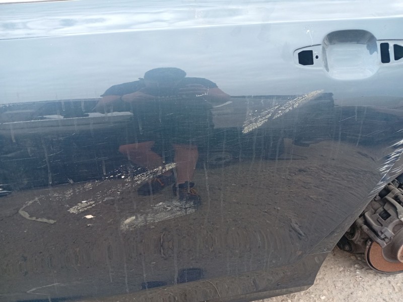 Recambio de puerta trasera izquierda para volvo v90 ii station wagon (235) d4 referencia OEM IAM 32321934  