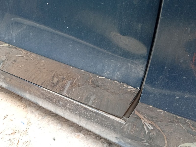 Recambio de puerta trasera derecha para volvo v90 ii station wagon (235) d4 referencia OEM IAM 32321935  