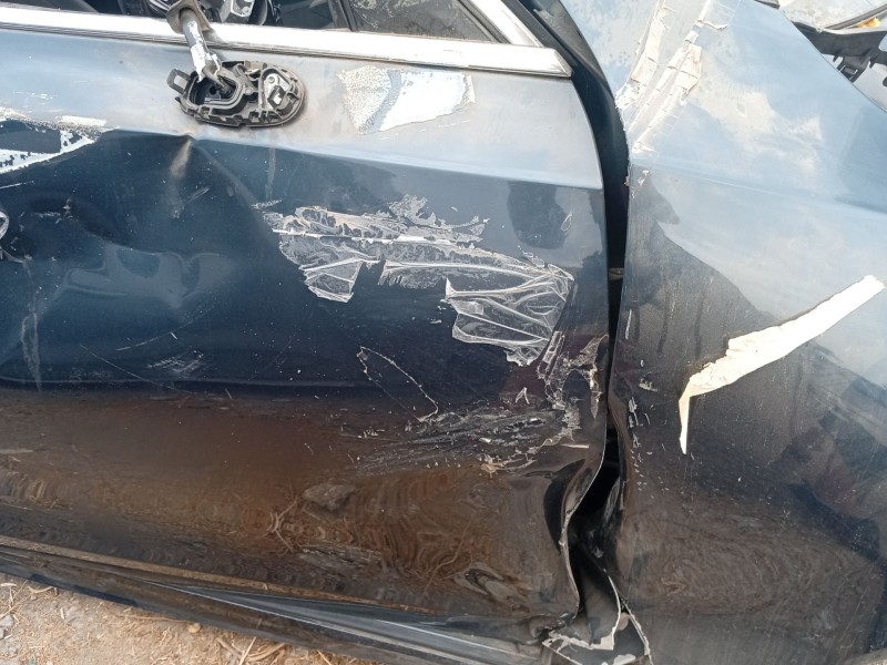 Recambio de puerta delantera derecha para volvo v90 ii station wagon (235) d4 referencia OEM IAM 32228624  