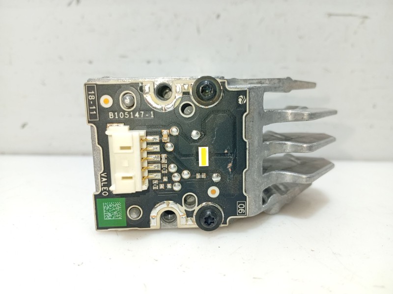 Recambio de modulo electronico para volvo v90 ii station wagon (235) d4 referencia OEM IAM B1051471  