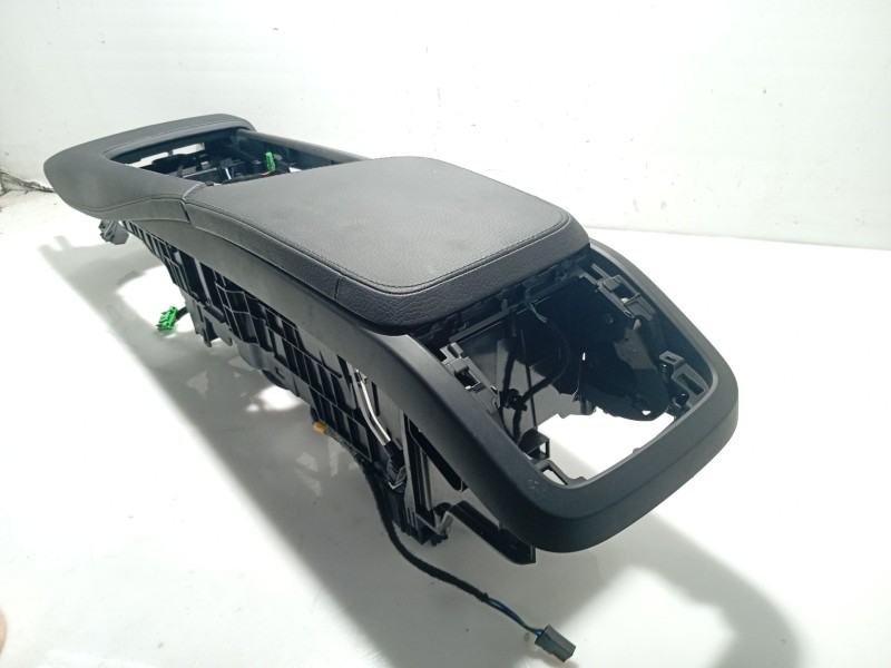 Recambio de consola central para volvo v90 ii station wagon (235) d4 referencia OEM IAM 31694315 31389613 