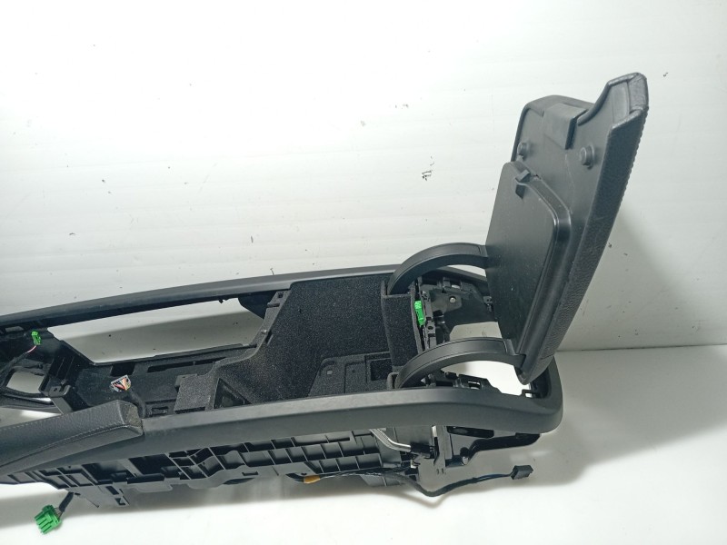 Recambio de consola central para volvo v90 ii station wagon (235) d4 referencia OEM IAM 31694315 31389613 