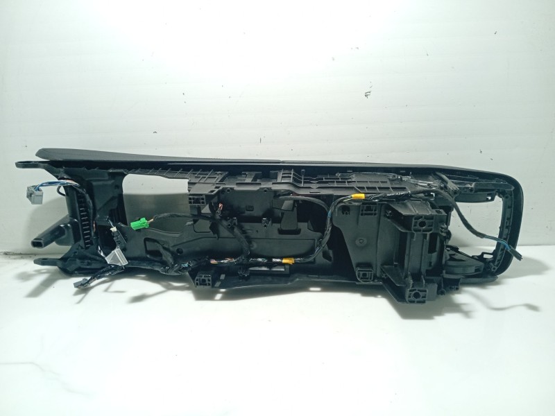 Recambio de consola central para volvo v90 ii station wagon (235) d4 referencia OEM IAM 31694315 31389613 