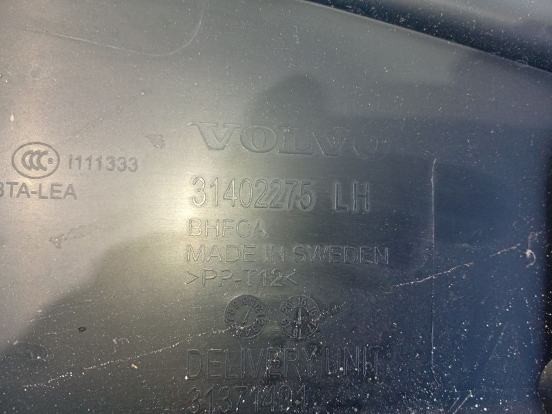 Recambio de moldura para volvo v90 ii station wagon (235) d4 referencia OEM IAM 31402275 32244451 