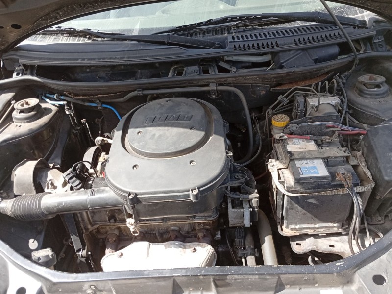 fiat punto (188_) del año 2004