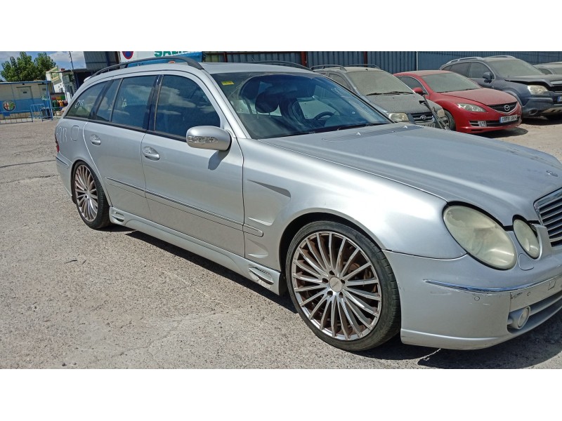 mercedes-benz clase e t-model (s211) del año 2008