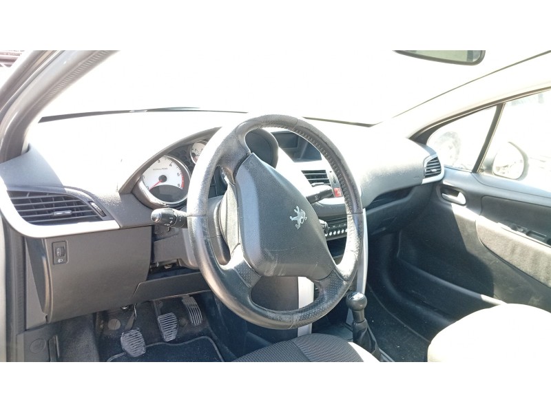 peugeot 207 sw (wk_) del año 2011