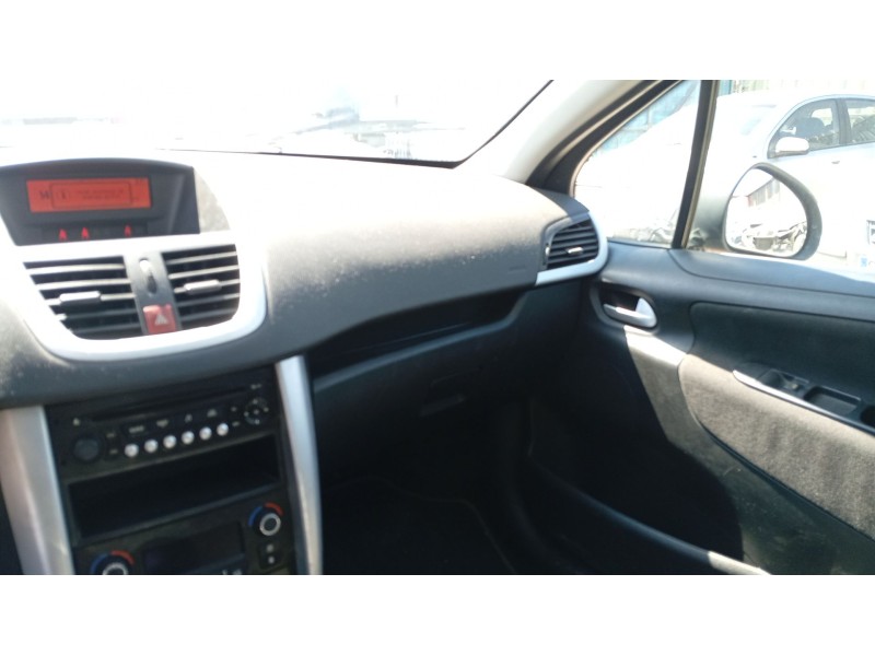 peugeot 207 sw (wk_) del año 2011