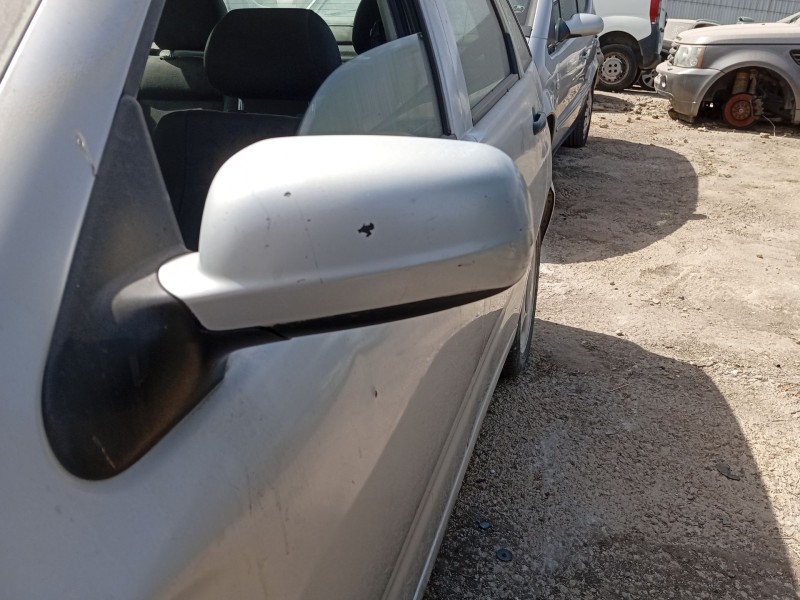 seat ibiza ii (6k1) del año 2001