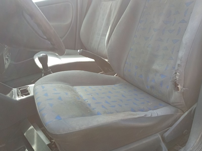 seat ibiza ii (6k1) del año 2001