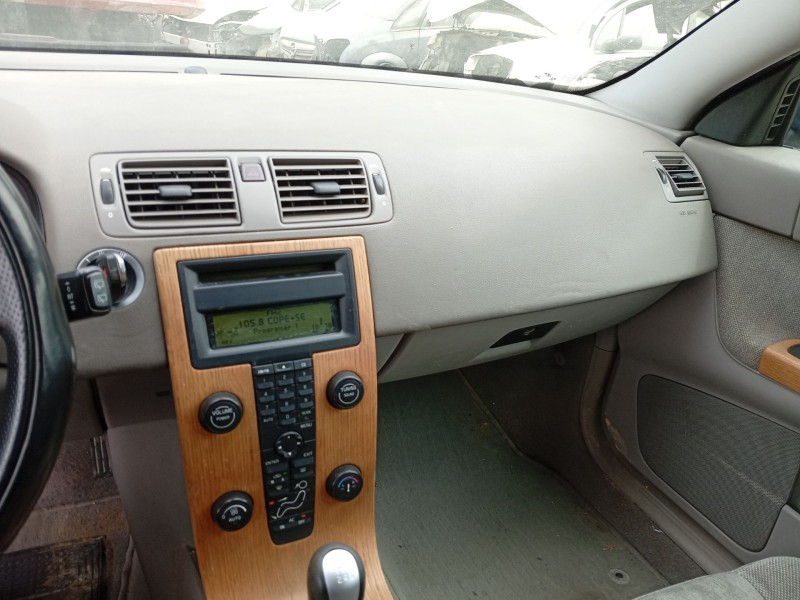 volvo v50 (545) del año 2005