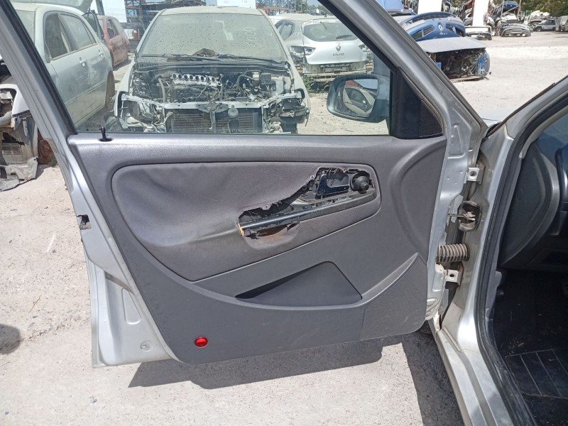 seat ibiza ii (6k1) del año 2000