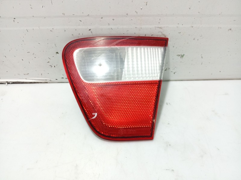 Recambio de piloto trasero derecho interior para seat cordoba vario (6k5) 1.9 sdi referencia OEM IAM 6K5945108F 6K5945092F 6K594