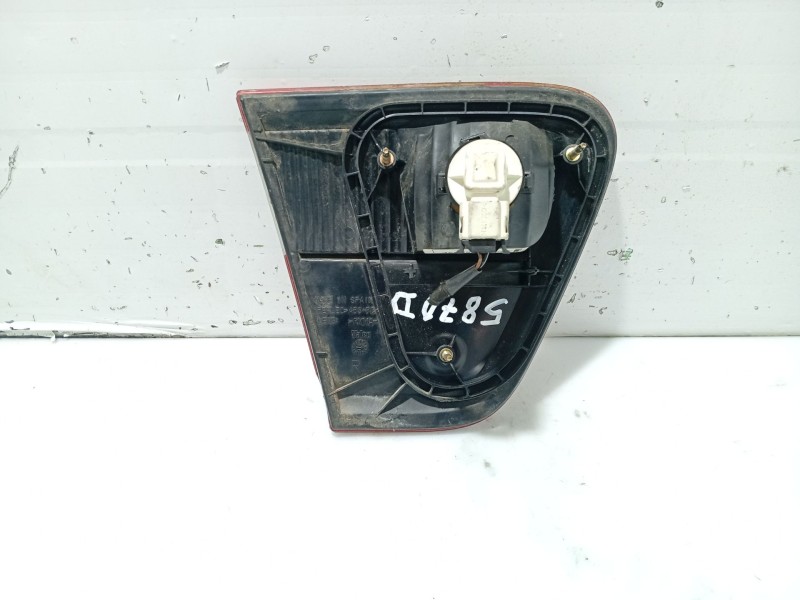 Recambio de piloto trasero derecho interior para seat cordoba vario (6k5) 1.9 sdi referencia OEM IAM 6K5945108F 6K5945092F 6K594