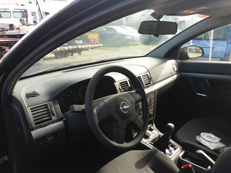 opel vectra c berlina 2.0 dti   |   0.02 - ... | 2002 | 101 cv / 74 kw del año 2002