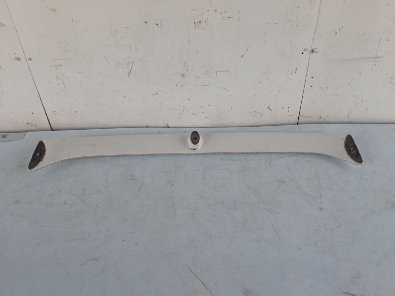 Recambio de aleron trasero para seat cordoba vario (6k5) 1.9 sdi referencia OEM IAM 6K5827933 6K5827933B 