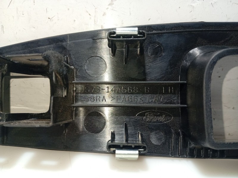 Recambio de moldura para ford mondeo v hatchback (ce) 2.0 tdci referencia OEM IAM DS7314A568B  