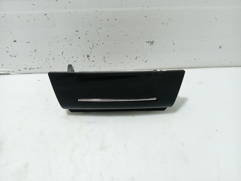 Recambio de cenicero para citroën c5 berlina exclusive referencia OEM IAM   