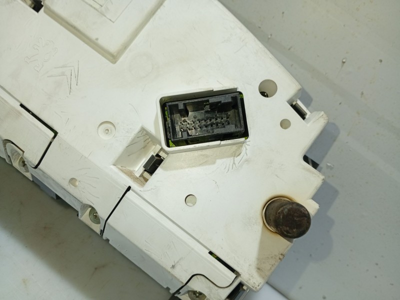 Recambio de cuadro instrumentos para citroën c5 berlina exclusive referencia OEM IAM 9665560480  