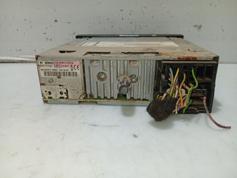 Recambio de sistema audio / radio cd para citroën c5 berlina exclusive referencia OEM IAM 9666968077  