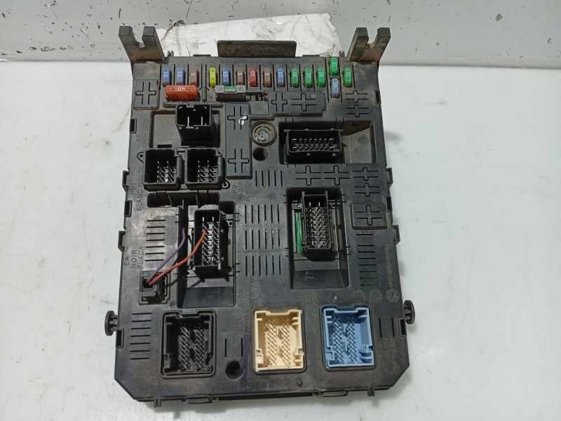 Recambio de centralita bsi para citroën c5 berlina exclusive referencia OEM IAM 6580SS 966405908002 6580SV