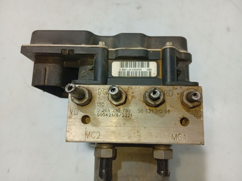 Recambio de abs para citroën c5 berlina exclusive referencia OEM IAM 9666226380 0265230733 