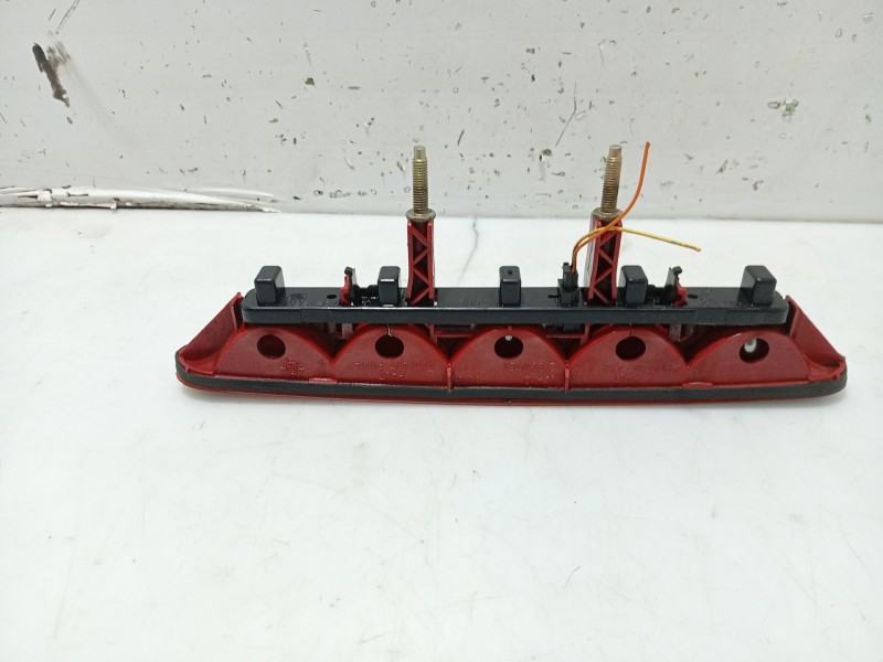 Recambio de piloto central de freno para citroën xsara (n1) 2.0 hdi 90 referencia OEM IAM 6350A6  