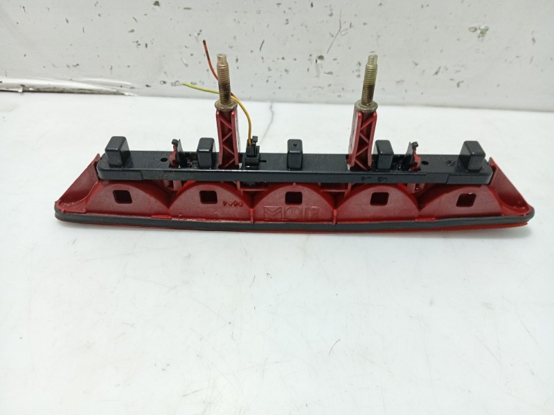 Recambio de piloto central de freno para citroën xsara (n1) 2.0 hdi 90 referencia OEM IAM 6350A6  