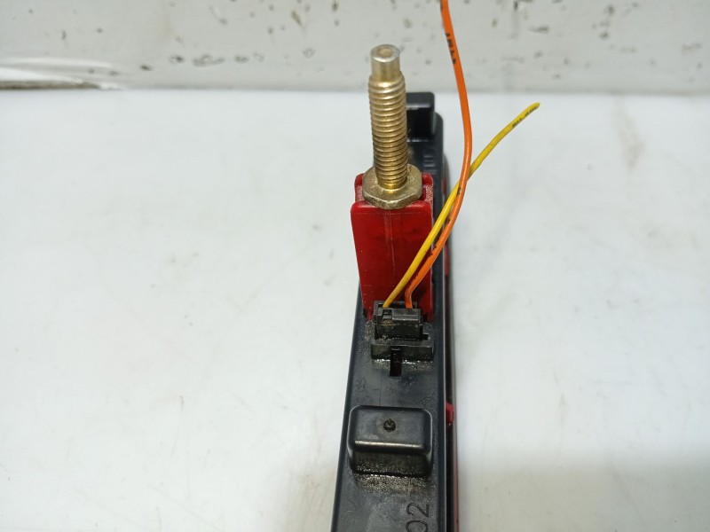 Recambio de piloto central de freno para citroën xsara (n1) 2.0 hdi 90 referencia OEM IAM 6350A6  