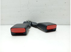 Recambio de enganche cinturon trasero derecho para dacia sandero ii 1.5 dci referencia OEM IAM 878168063R  
