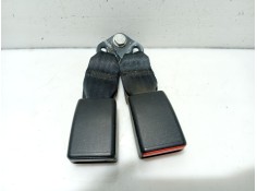 Recambio de anclaje cinturon trasero izquierdo para dacia sandero ii 1.5 dci referencia OEM IAM 878170958R   2