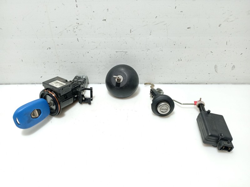 Recambio de juego bombines para dacia sandero ii 1.5 dci referencia OEM IAM 6158JB 487003947R 172510086R