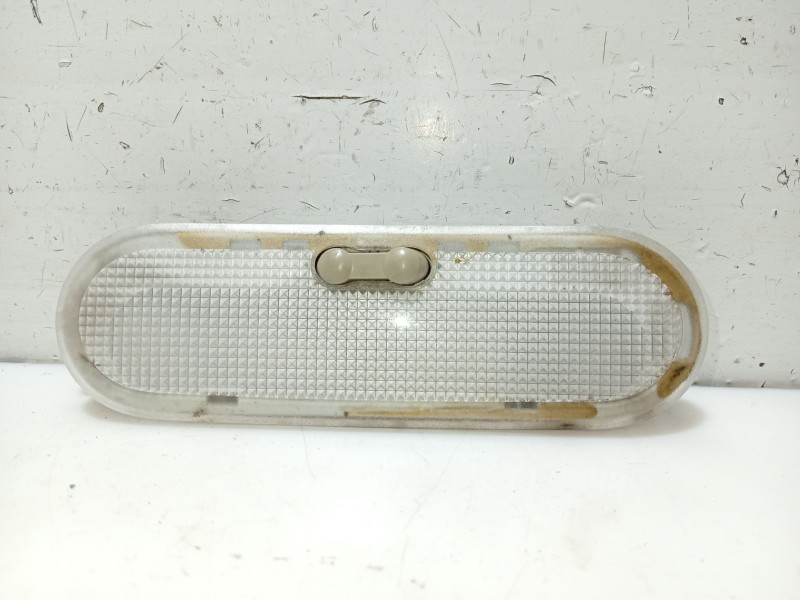 Recambio de luz interior para dacia sandero ii 1.5 dci referencia OEM IAM 264300167R 8200074362 